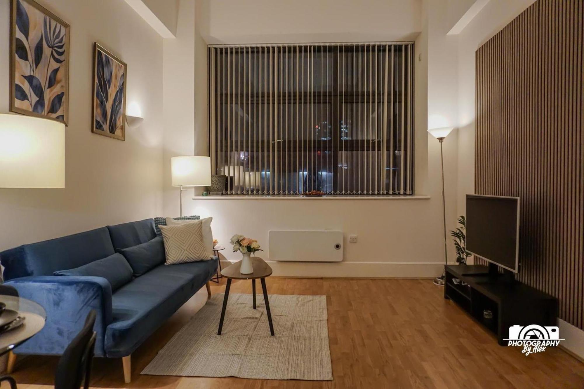 Centre Chic With 2 Bedrooms